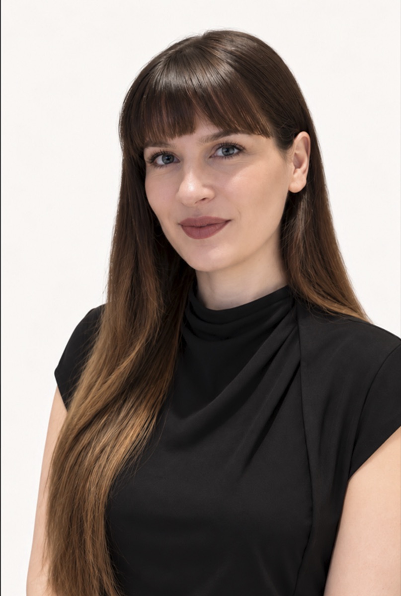 Anastasia Lay, Junior Designer